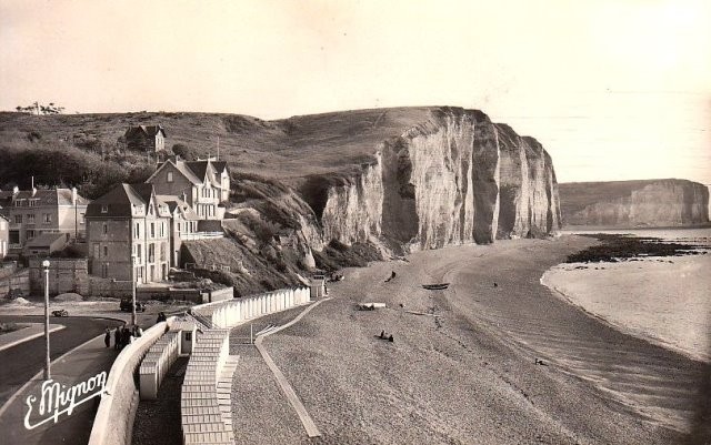 Sassetot le mauconduit seine maritime petites dalles la plage cpa