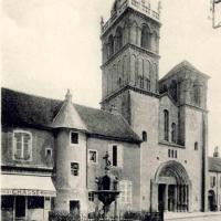 La basilique Saint-Andoche CPA