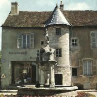 La fontaine Caristie CPA