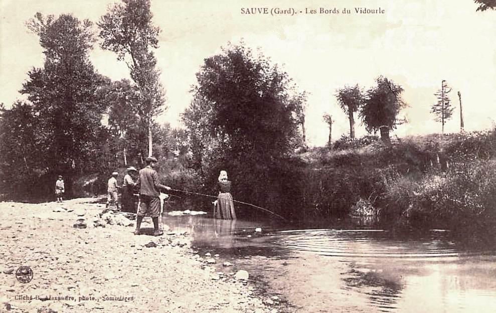 Sauve (Gard) CPA Le Vidourle en 1908