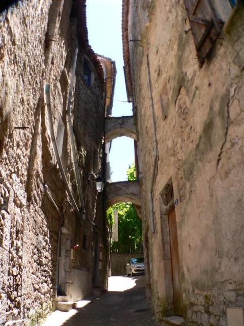 La rue de l' évêché