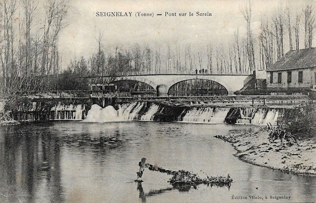 Seignelay (89) Le pont sur le Serein CPA