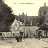 Sens (89) La porte Saint-Antoine CPA
