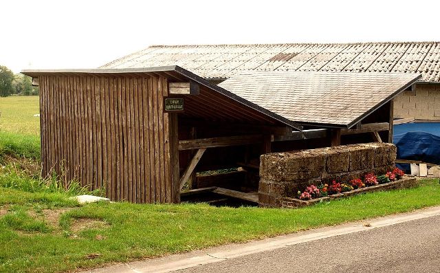 Senuc (08) Le lavoir Saint Lasche