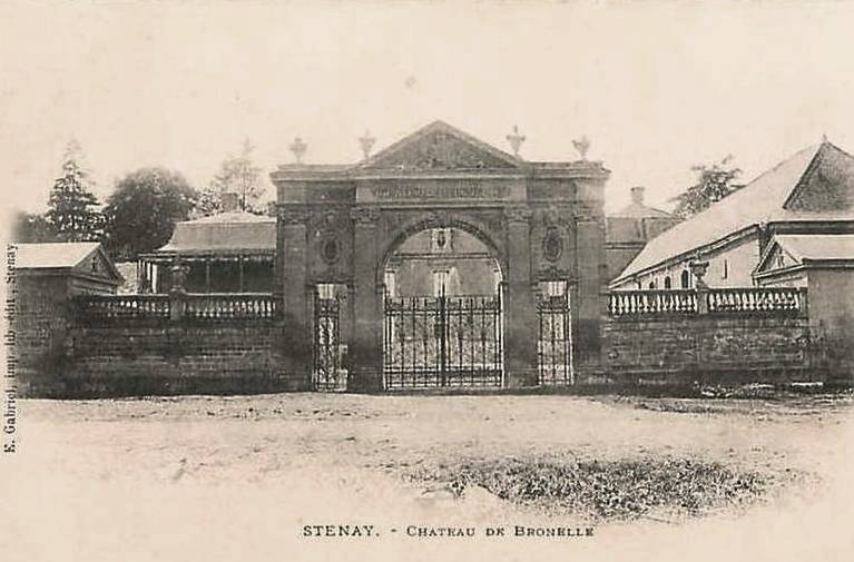 Stenay (Meuse) Bronelle, le château CPA