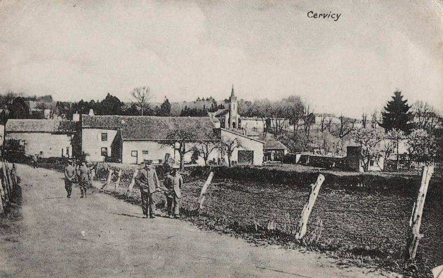 Stenay (Meuse) Cervisy, la rue du canal CPA