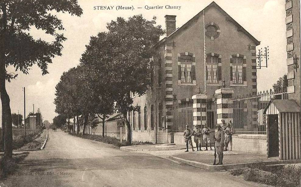 Stenay (Meuse) La caserne Chanzy CPA