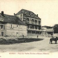 Stenay (Meuse) La place des anciennes écuries CPA