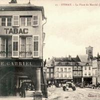 Stenay (Meuse) La place du marché CPA