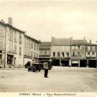 Stenay (Meuse) La place Raymond Poincaré CPA