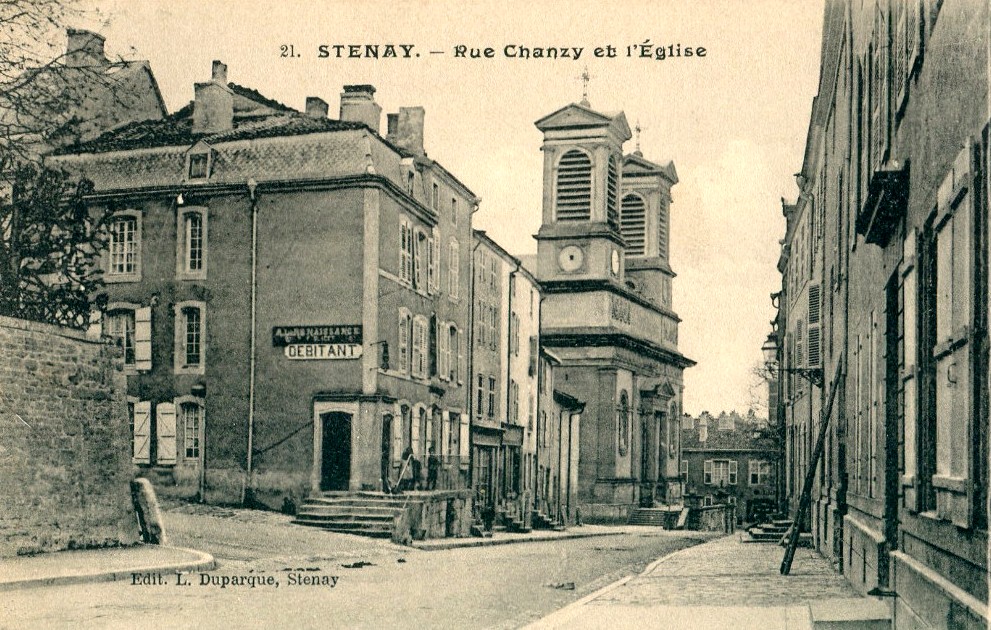 Stenay (Meuse) La rue de Chanzy et l'église CPA