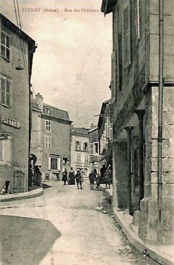 Stenay (Meuse) La rue des Orfèvres CPA