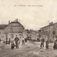 Stenay (Meuse) La rue des portes de France CPA