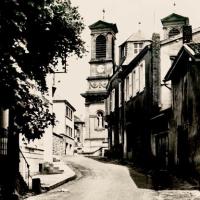 Stenay (Meuse) La rue des jardins et l'église CPA