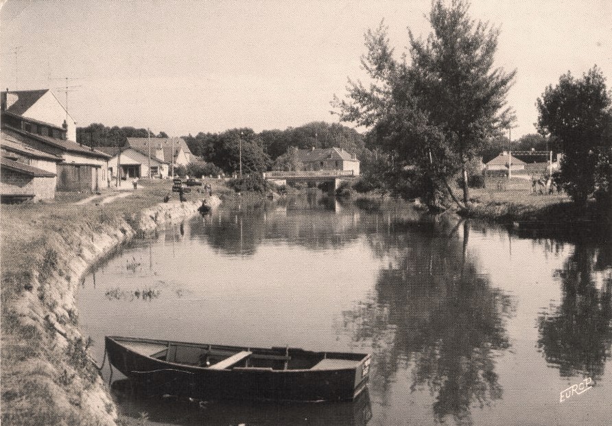 Stenay (Meuse) Le pont vieux CPA