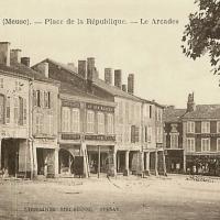 Stenay (Meuse) Les arcades CPA