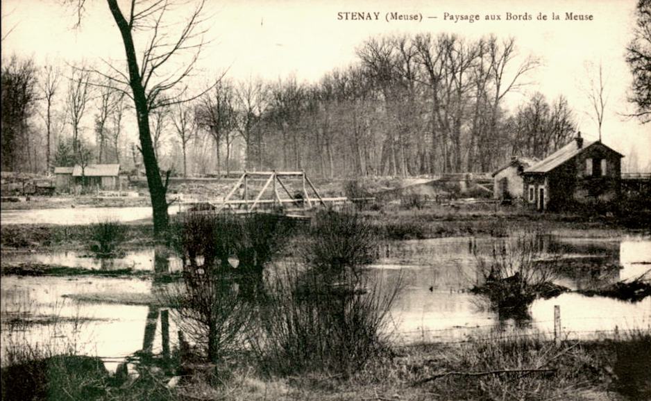 Stenay (Meuse) Les bords de Meuse CPA