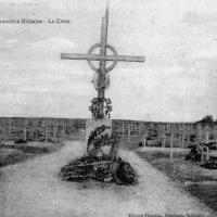 Suippes 51 la croix du cimetiere militaire cpa