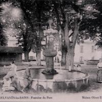 La fontaine (cpa)