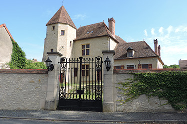 Ternant (Nièvre) Le château