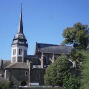 Toucy (89) L'église Saint-Pierre