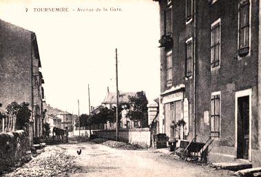 Tournemire (Aveyron) CPA L'avenue de la Gare