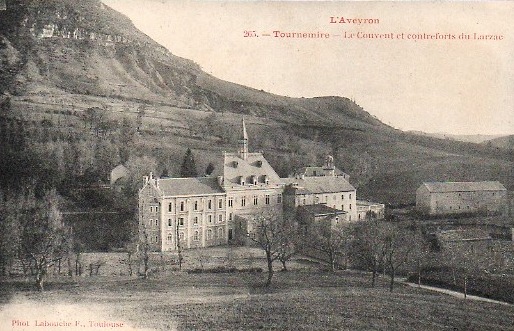 Tournemire (Aveyron) CPA Le couvent