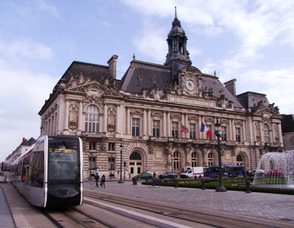 Tours (37) l'Hôtel-de-ville