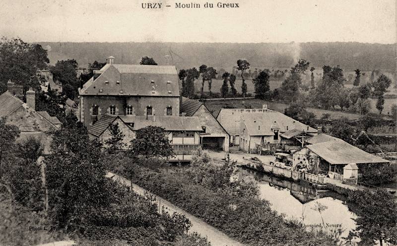 Urzy (Nièvre) Le Greux, le moulin CPA