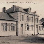 Vandenesse (Nièvre) L'école CPA