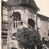 L'escalier du XVIème siècle CPA