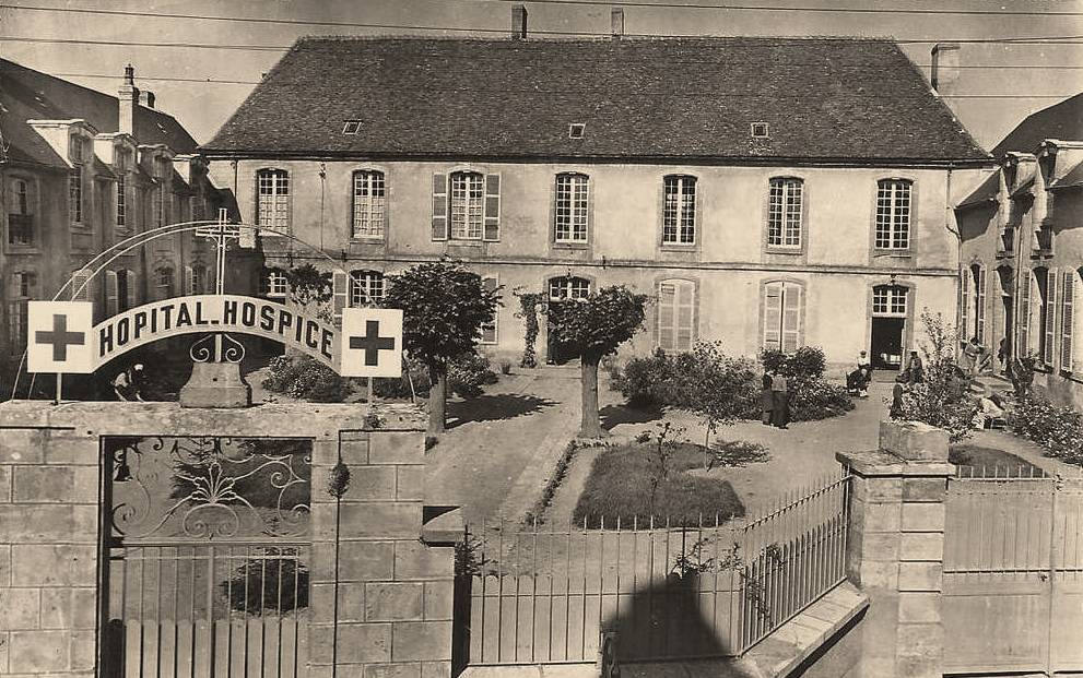 Varzy (Nièvre) L'Hospice CPA