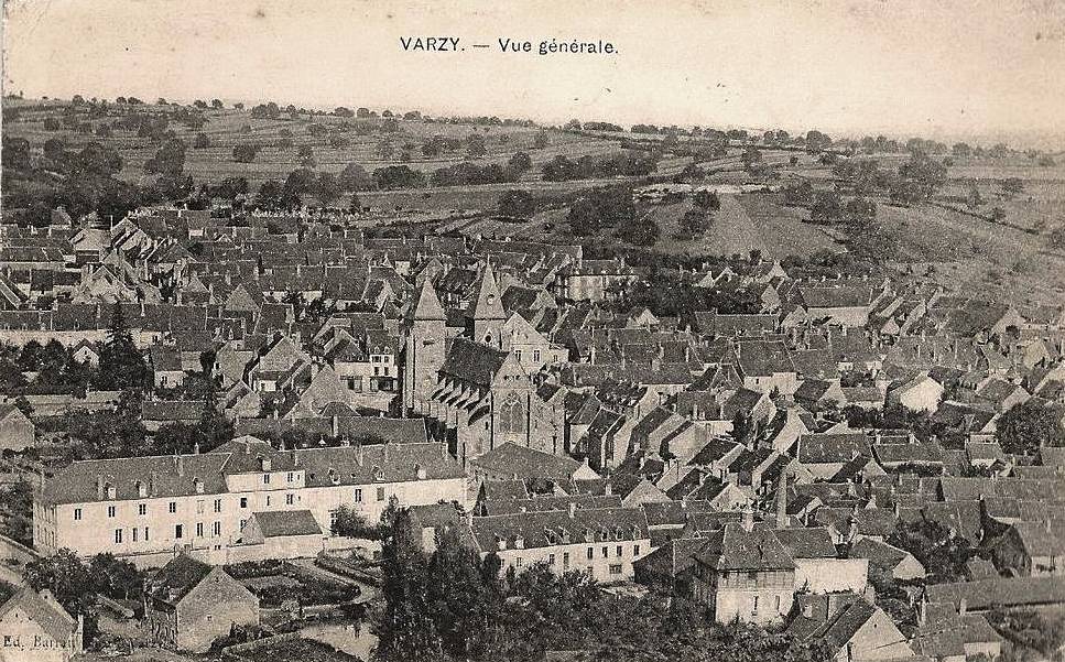 Varzy (Nièvre) Vue générale CPA