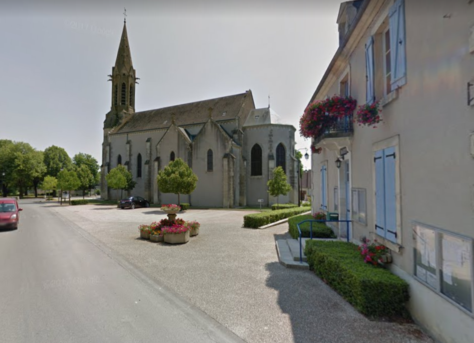 Vasselay (Cher) L'église