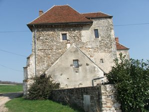 Vendières (Aisne) Ferme de Coubertin