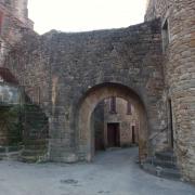 Le bourg fortifié