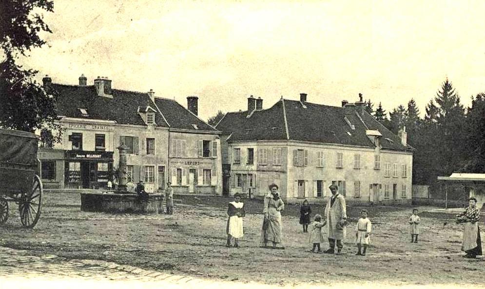 Vieils-Maisons (Aisne) CPA Place du marché