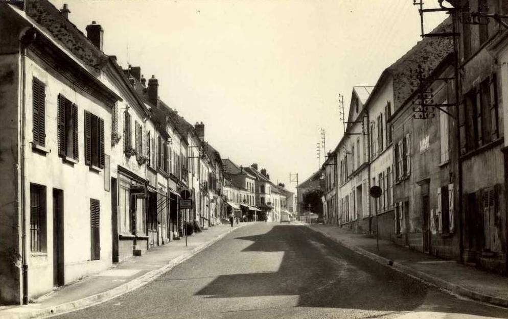Vieils-Maisons (Aisne) CPA rue de Paris