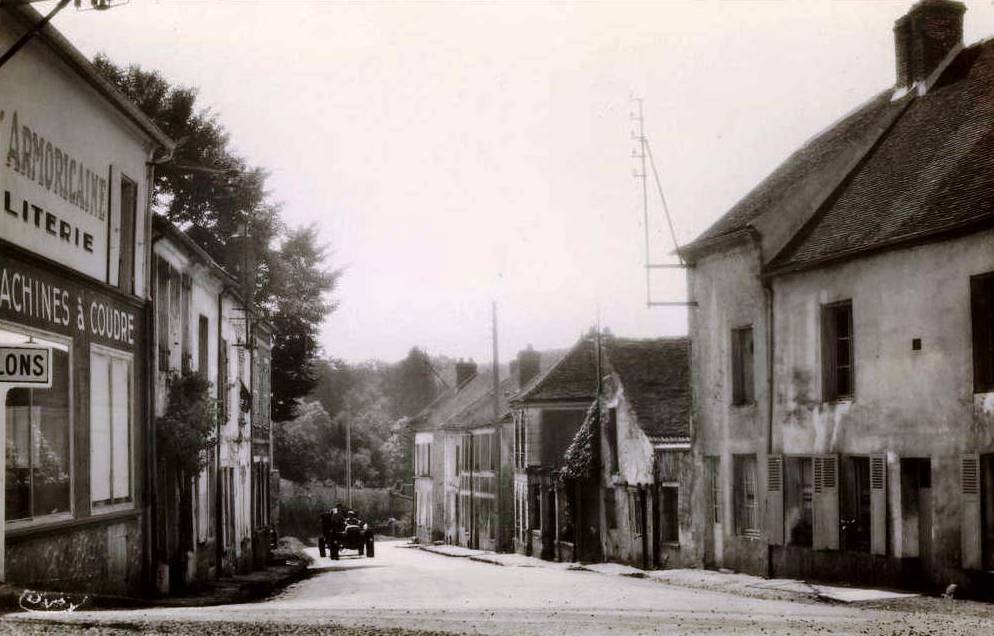 Vieils-Maisons (Aisne) CPA rue Saint Martin