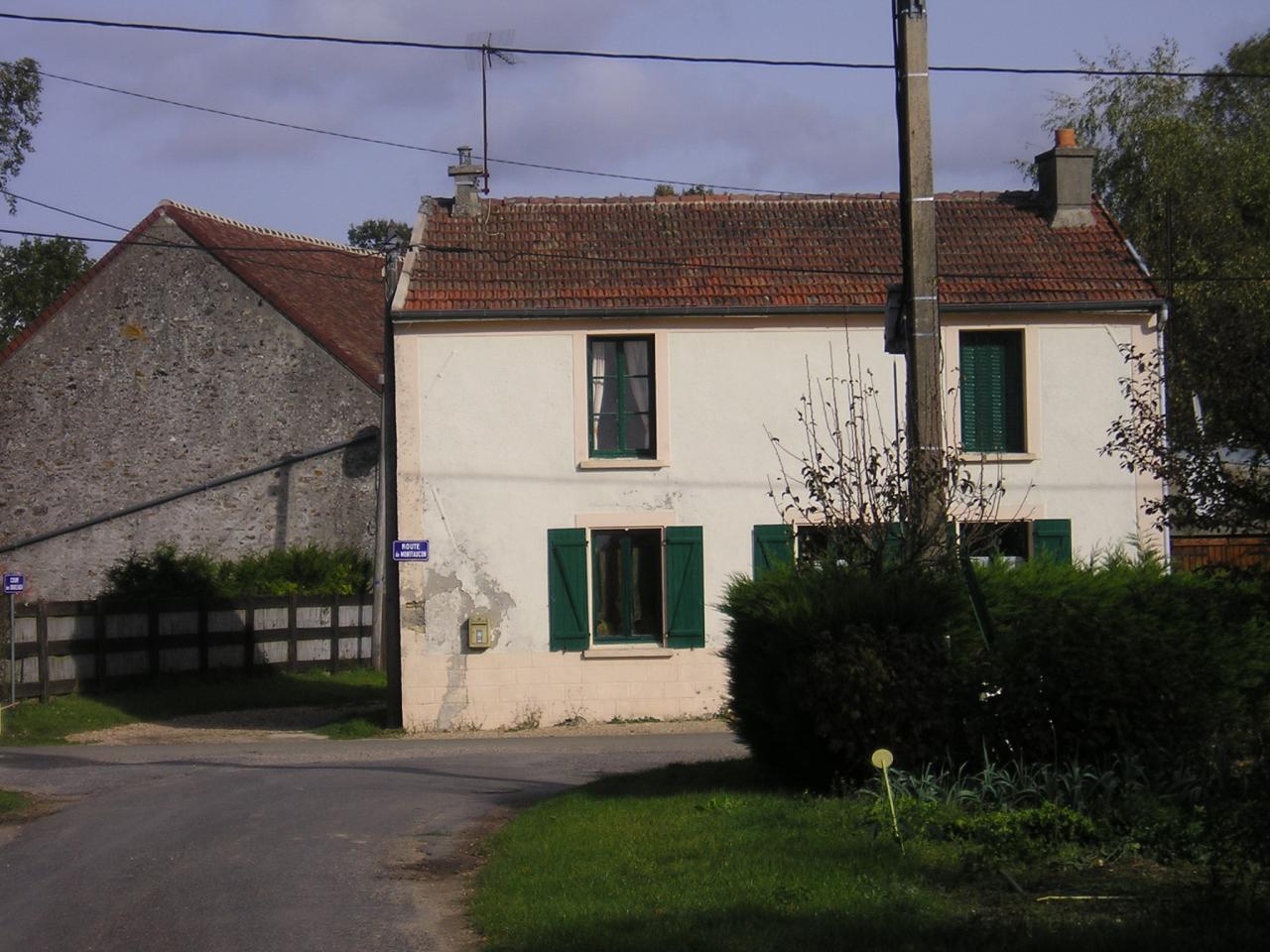 Vieils-Maisons (Aisne) Mont-Cel-Enger la maison Soudan en 2004