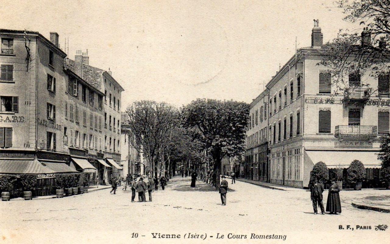 Vienne (Isère) Le cours Romestang CPA