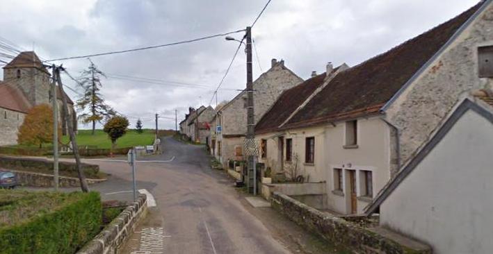 Viffort (Aisne) rue principale