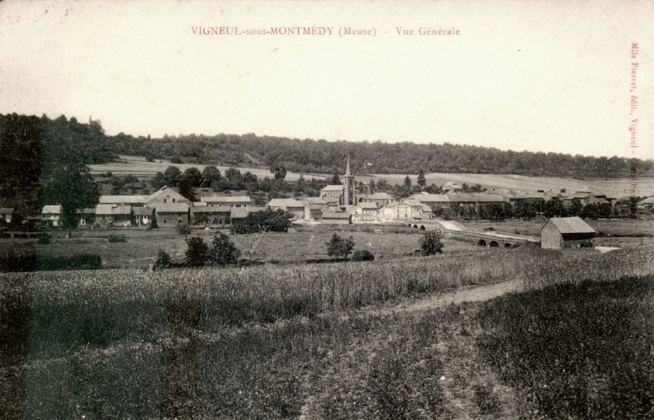 Vigneul-sous-Montmédy (Meuse) Vue générale CPA