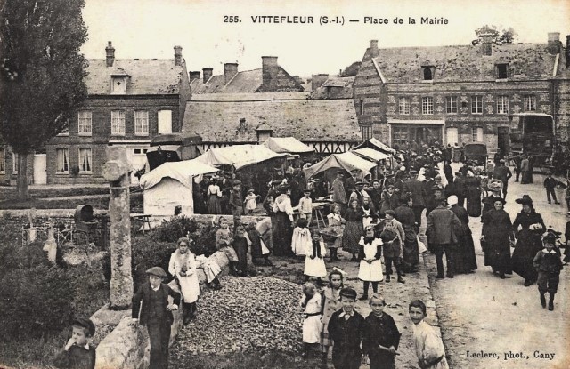 Vittefleur seine maritime marche place de la mairie cpa