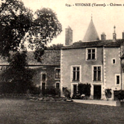 Le château de Cercigny à Vivonne (Vienne) où serait né Camille de Cercy-la-Tour