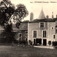 Le château de Cercigny à Vivonne (Vienne) où serait né Camille de Cercy-la-Tour