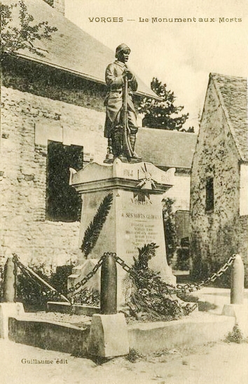 Vorges (Aisne) CPA Monument aux morts