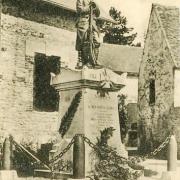 Vorges (Aisne) CPA Monument aux morts