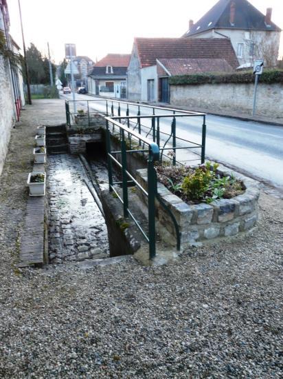 Vorges (Aisne) Le lavoir