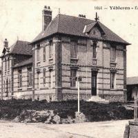 Yebleron seine maritime ecole des filles cpa